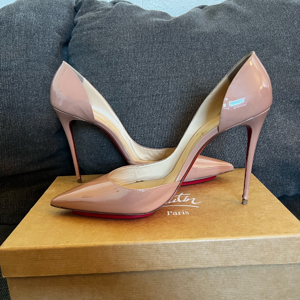 Christian Louboutin Iriza Nude Patent Leather Pointed-Toe Stiletto Pumps - Picture 2 of 11
